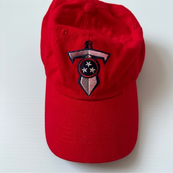 Tennessee Titans Needlepoint Red Cap Hat Tailgating Zone Adjustable - Picture 1 of 7